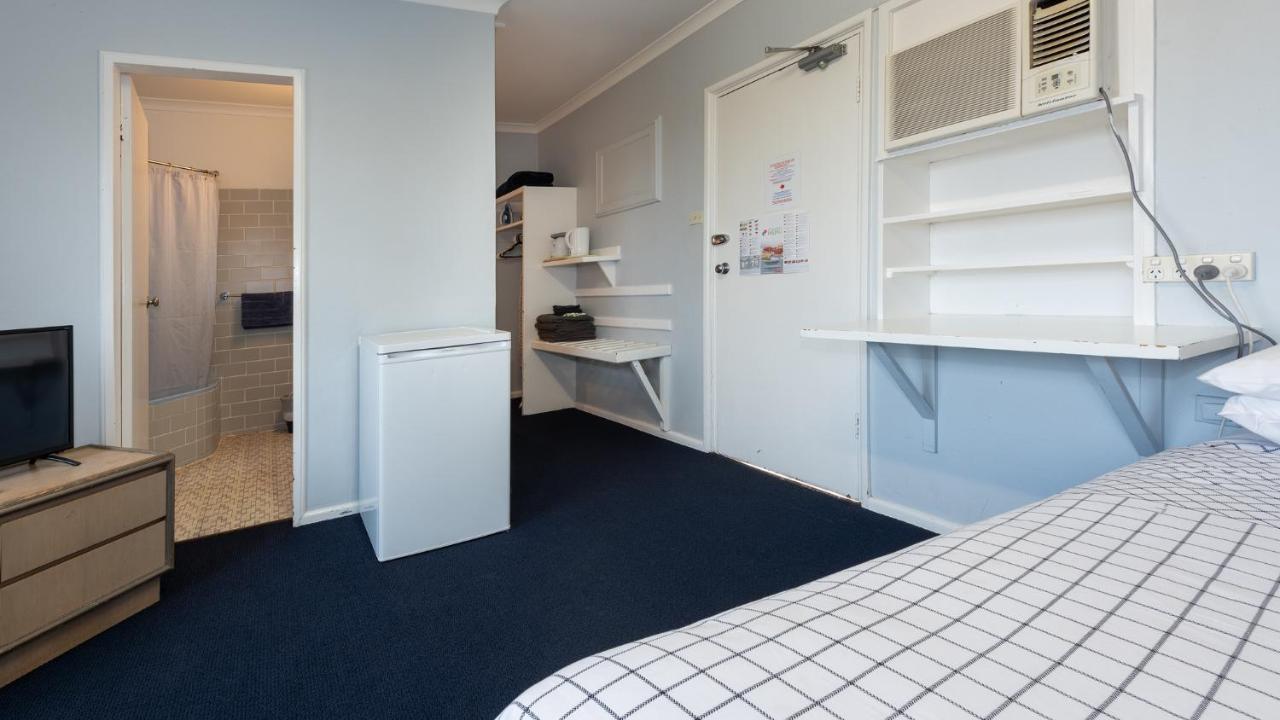 קטומבה Blue Mountains Highway Motel מראה חיצוני תמונה